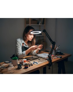 Lampara de escritorio q-connect hadar led 8w 380lm aluminio con pinza y lupa brazo doble color negro