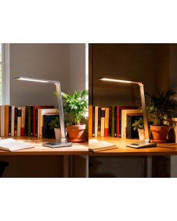 Lampara de escritorio q-connect sirio led 13w 800 lmtactil 3 niveles de color brillo regulable color plata