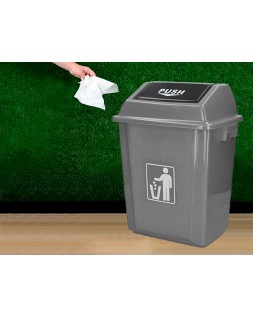 Papelera contenedor q-connect plastico con tapa de balancin 58 litros gris 470x330x760 mm