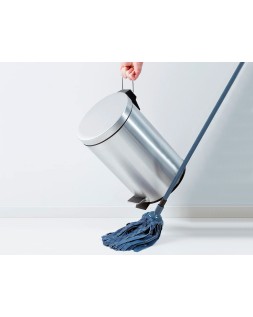 Papelera metalica q-connect con pedal cromada 43x29cm capacidad 20 litros