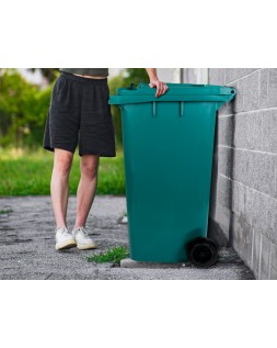 Papelera contenedor q-connect plastico con tapadera y ruedas 240 litros verde 1040x620x610 mm