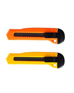 Cuter q-connect plastico ancho cuchilla 18 mm xd-23 blister 1 unidad