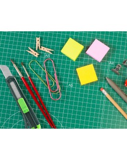Cuter q-connect plastico ancho con asa para colgar cuchilla 18 mm xd-43 blister 1 unidad