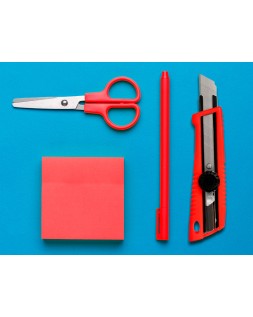 Cuter q-connect plastico ancho bloqueo de la hoja por rueda guia metalica para la cuchilla 18 mm xd-190 blister 1 unida