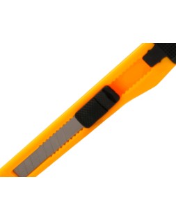 Cuter q-connect plastico estrecho cuchilla 9 mm xd-05