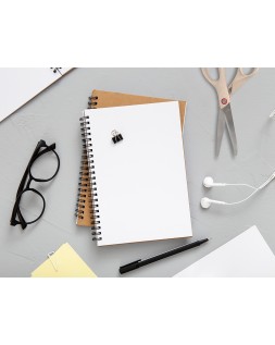 Tijera oficina liderpapel acero inoxidable mango eco material 8" 21,5 cm en blister