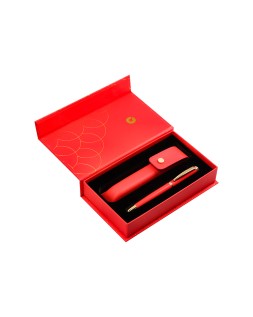 Pluma y estuche cuero belius passion dor aluminio textura cepillada color rojo y dorado tinta azul caja de diseño