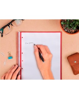 Cuaderno espiral a4 micro antartik tapa forrada 80h 90 gr cuadro 5mm 1 banda 4 taladros verde