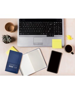 Cuaderno con gomilla antartik notes tapa dura a6 hojas cuadricula azul marino 100 hojas 80 gr fsc
