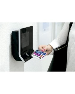 Identificador durable rigido poliestireno transparente para 1 tarjeta 54x87 mm