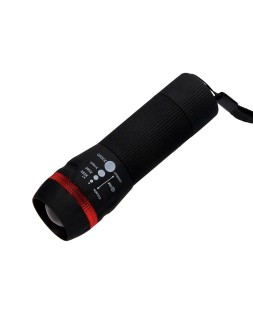 Linterna q-connect kf18749 plastico con zoom 1w modo alumbrado encendido apagado incluye 3 pilas aaa