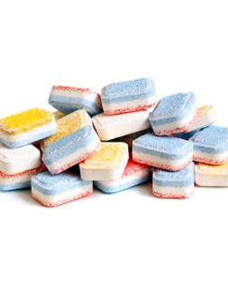 Pastilla lavavajillas lagarto todo en uno abrillanta desincrusta y protege sin prelavado caja de 40 unidades