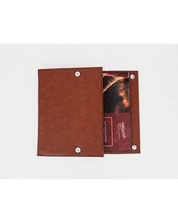 Carpeta portadocumentos q-connect artesania piel sintetica doble cierre iman color cuero 260x235x35 mm